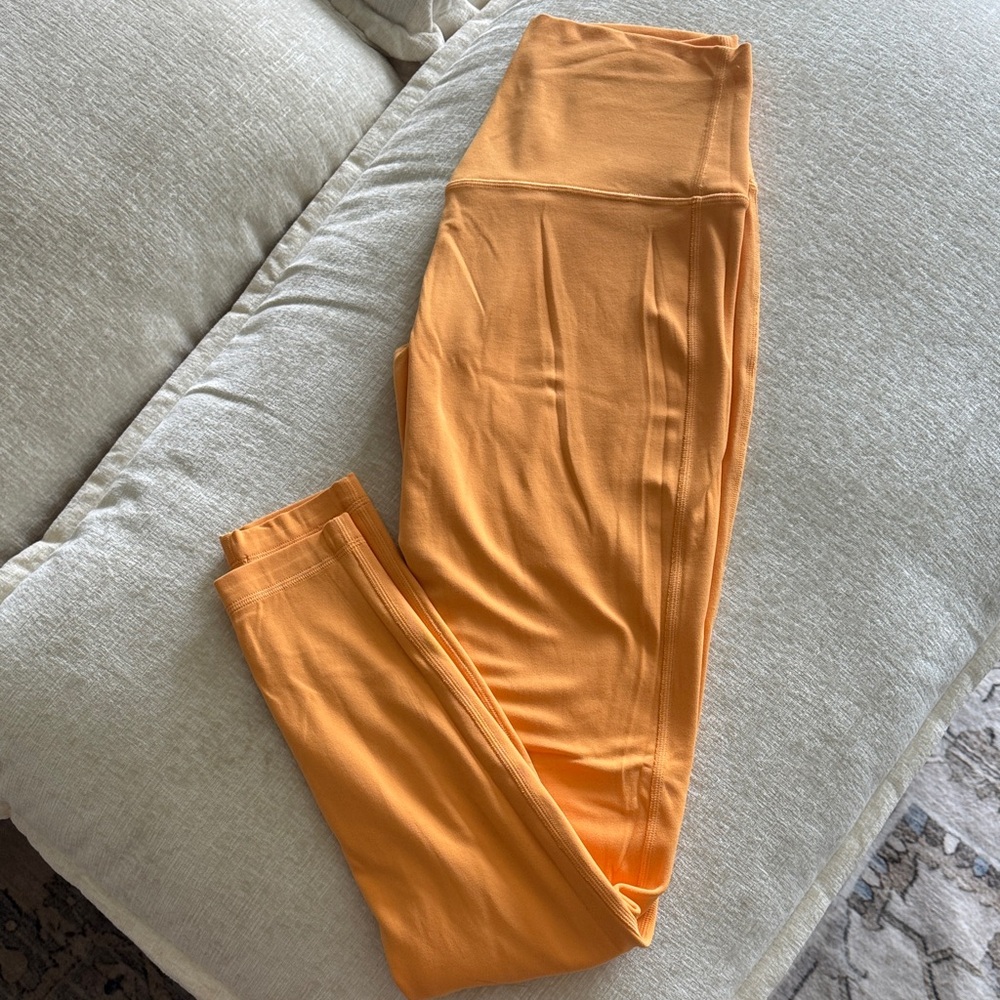 Lululemon Align 28’ leggings